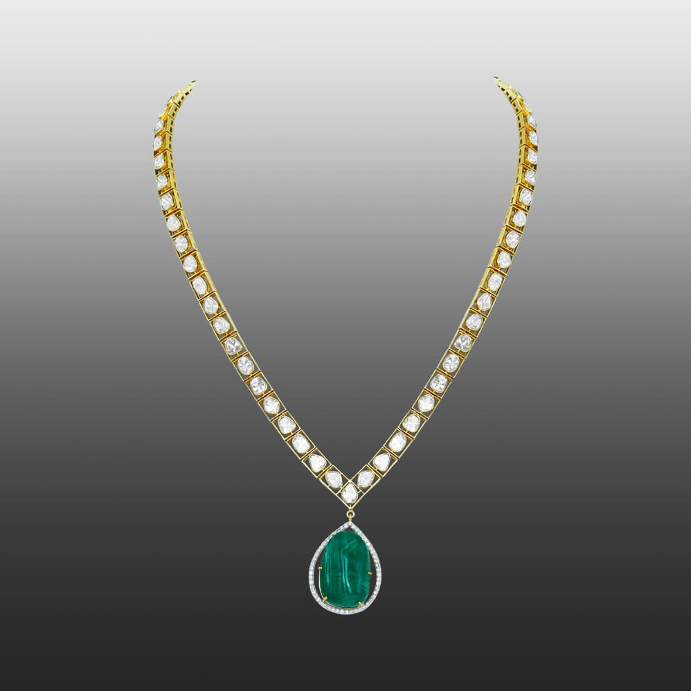 Emerald Pendant Polki Necklace with Symmetrical Polkis